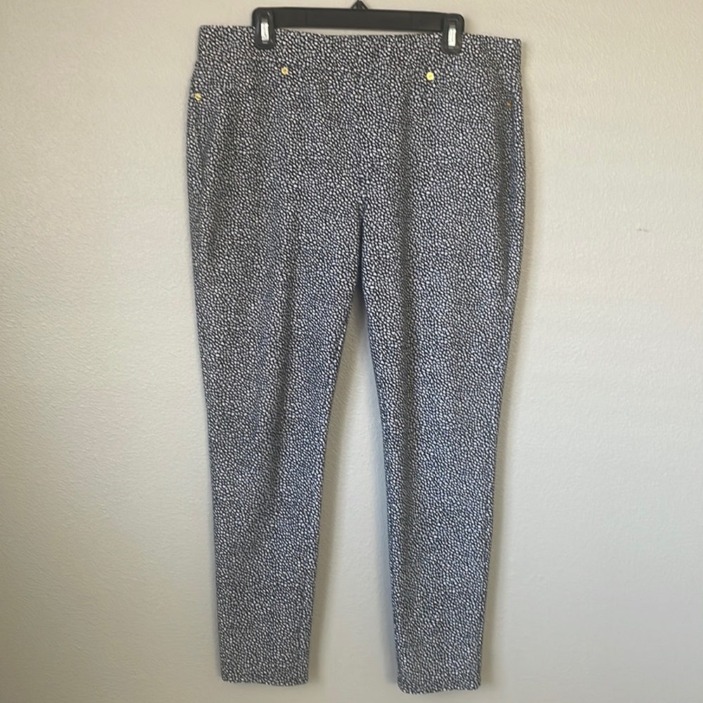 Michael Kors capri pants